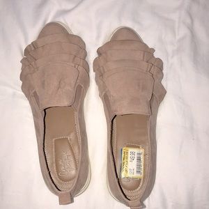 Crown Vintage slip on shoes with ruffles suede like texture